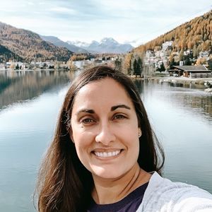 Meet your Posher, Courtney